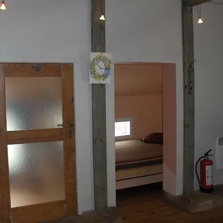 Kitsas Tiny House شاليه كوريسارِ